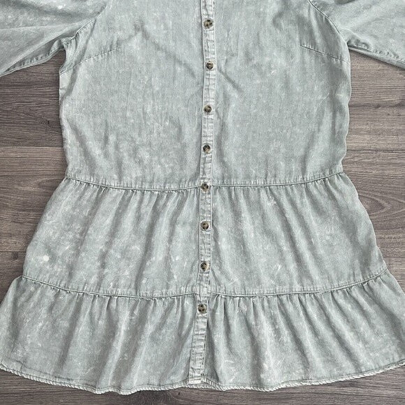 GUC Billy T Long Sleeve Button Down Flounce Dress Mineral Wash Sage Green Medium - Picture 6 of 11